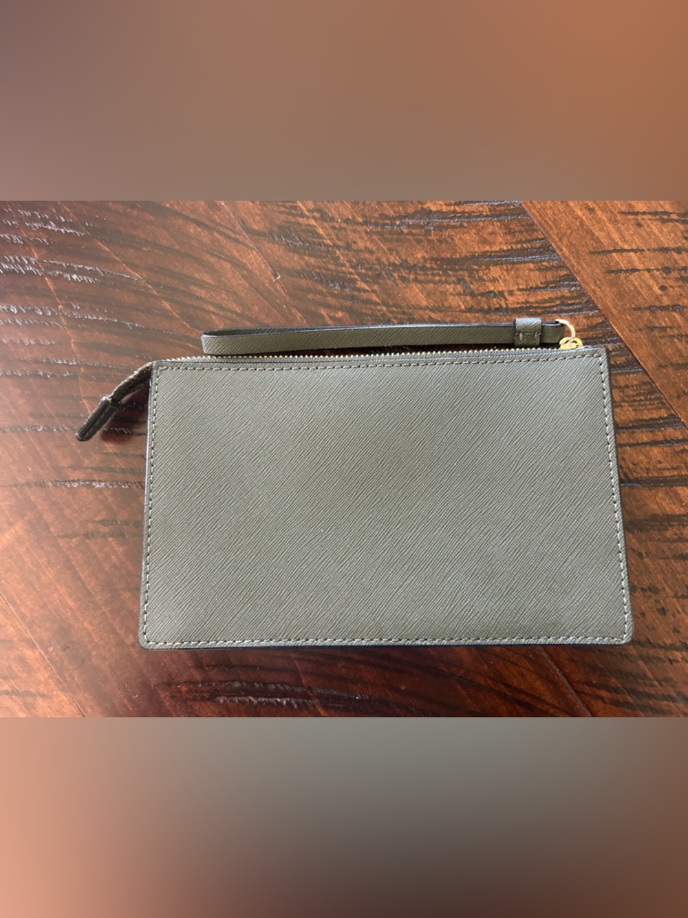 kate spade olive green saffiano leather wristlet clutch - Picture 2 of 3